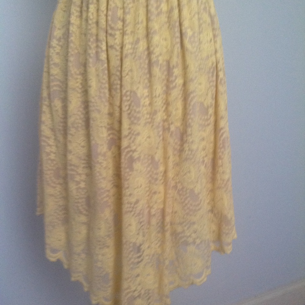 ♣️ 3/$20 Finn & clover yellow lace handkerchief dress - Picture 5 of 8